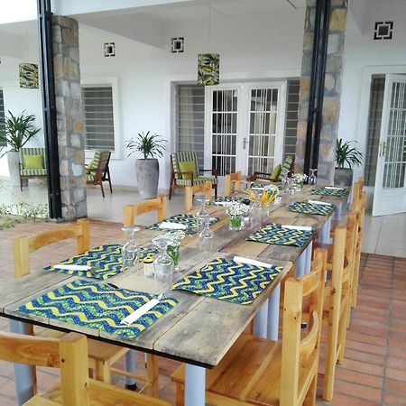 Urban Lodge Bujumbura Buitenkant foto