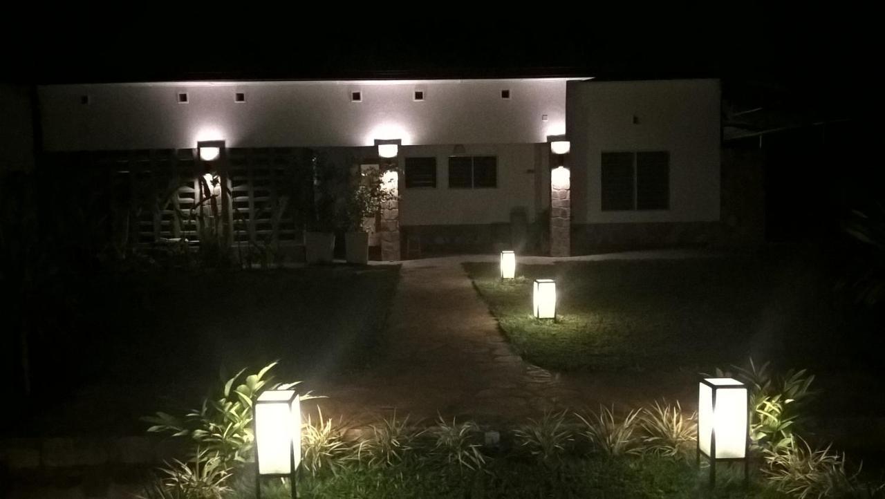 Urban Lodge Bujumbura Buitenkant foto